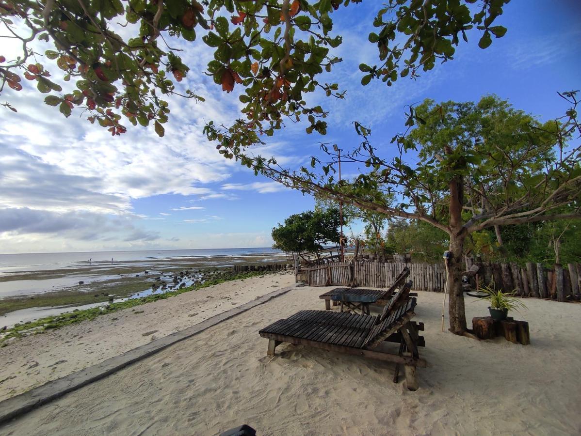 Sabas Beach And Campsite Siquijor Buitenkant foto